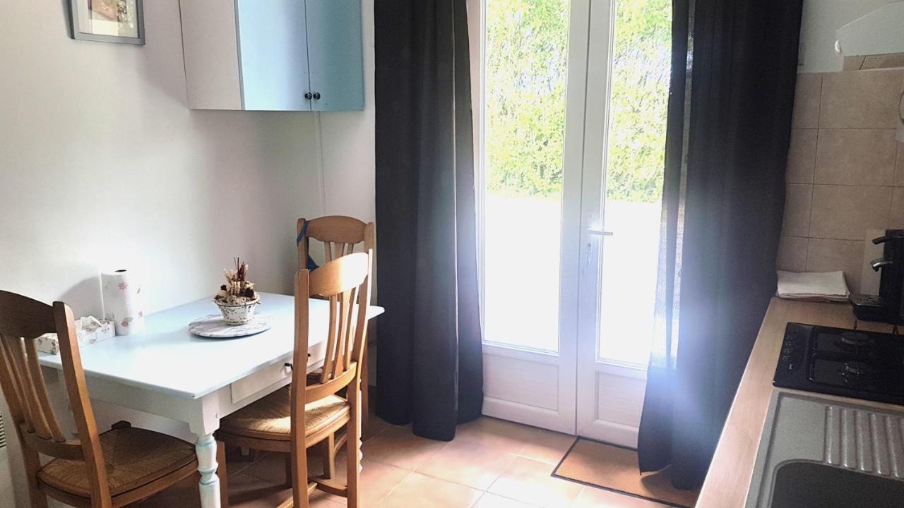 Maison Calme Et Paisible La Faye  Екстериор снимка
